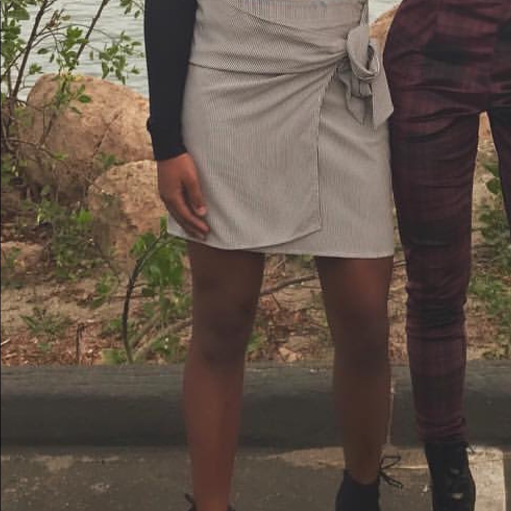 Black and white striped tie front skirt